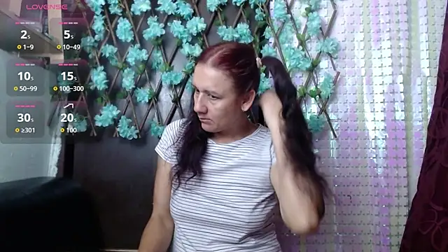 darling hott online show from September 2025 08:37:02 AM