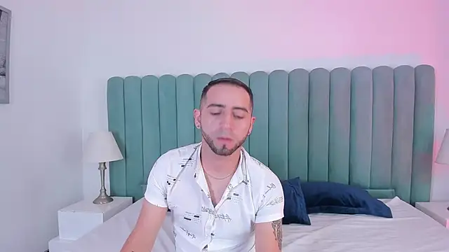 Lushian  online show from September 2025 01:59:01 PM