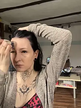 Seductively4 20 online show from October 2025 01:00:01 PM