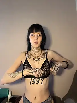 Snapshot of Seductively4_20 chatting on May 2026 09:59:02 AM Seductively4 20 online show from May 2026 09:59:02 AM