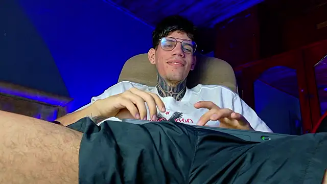 david huge online show from February 2026 01:45:01 AM