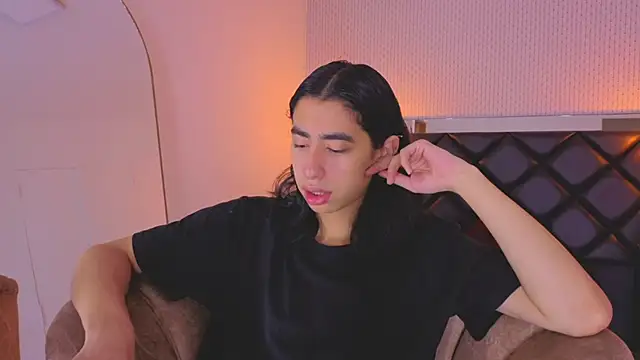 Snapshot of ryo_light chatting on June 2026 04:02:02 AM ryo light online show from June 2026 04:02:02 AM