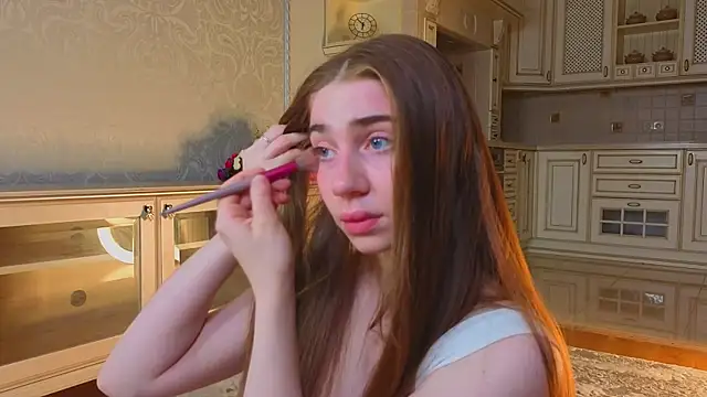 EadlinGillim online show from September 2025 03:08:01 AM