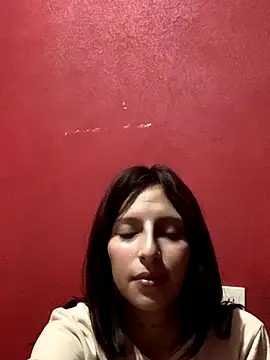 Snapshot of Alicecow20_UwU chatting on November 2025 01:33:02 AM Alicecow20 UwU online show from November 2025 01:33:02 AM