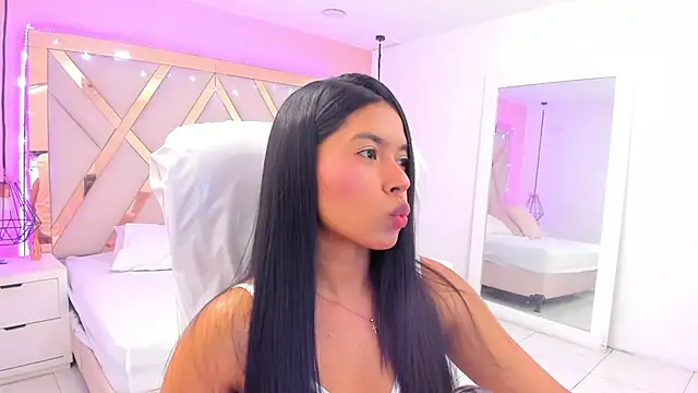 samantaa shy online show from April 2026 02:38:02 AM