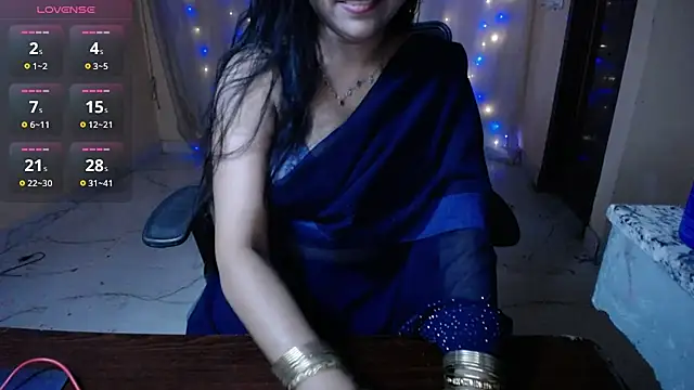 Divvya  online show from July 2026 06:32:02 PM