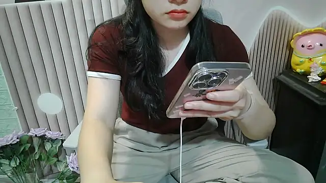 Snapshot of Emachiii chatting on October 2025 01:03:02 AM Emachiii online show from October 2025 01:03:02 AM