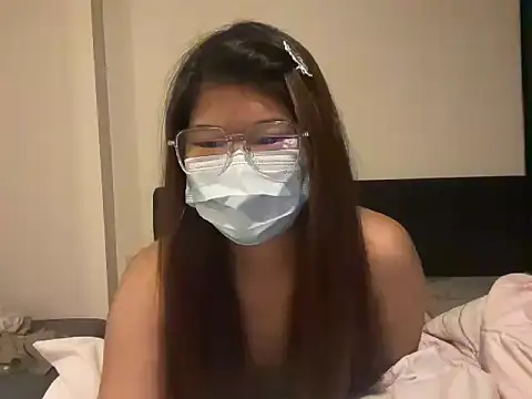 Snapshot of sweetguay9871 chatting on February 2026 04:18:01 PM sweetguay9871 online show from February 2026 04:18:01 PM