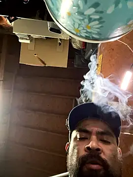 Snapshot of Jonathanfrom420 chatting on January 2026 12:10:02 PM Jonathanfrom420 online show from January 2026 12:10:02 PM