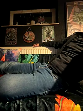 Snapshot of Flash0910 chatting on September 2025 10:47:01 PM Flash0910 online show from September 2025 10:47:01 PM