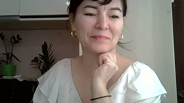 Krystal 82 online show from February 2026 08:51:01 AM