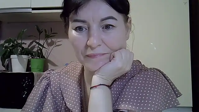 Krystal 82 online show from February 2026 07:23:01 PM