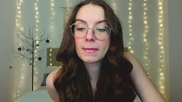 Real cutie1 online show from February 2026 01:38:01 PM