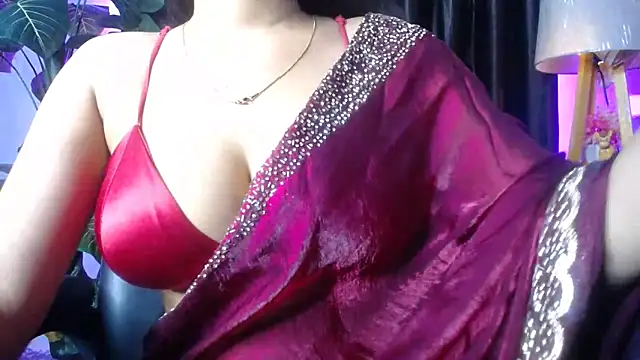 Snapshot of kiara_1122 chatting on May 2026 09:00:01 PM kiara 1122 online show from May 2026 09:00:01 PM