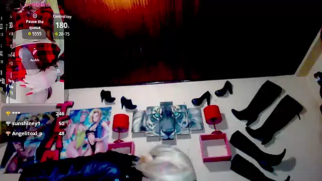 blondehot5v online show from October 2025 12:30:02 AM