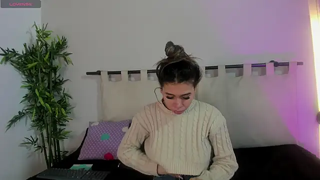 Rachell criss online show from March 2026 04:18:02 AM