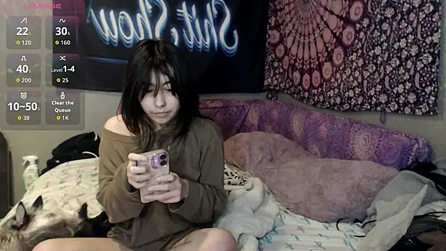 London Ray online show from September 2025 09:01:01 AM