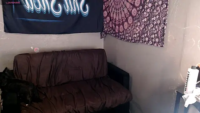 London Ray online show from March 2026 12:37:02 AM