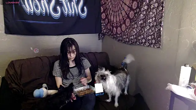 London Ray online show from April 2026 07:41:01 PM