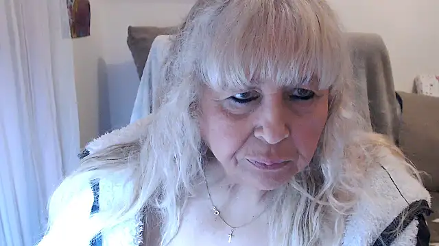 SusiLifeXXX online show from November 2025 08:20:01 PM