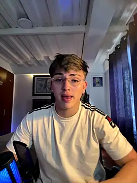 Justin trevor1 online show from October 2025 07:56:02 PM