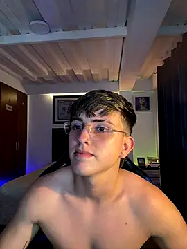 Justin trevor1 online show from October 2025 10:17:02 PM