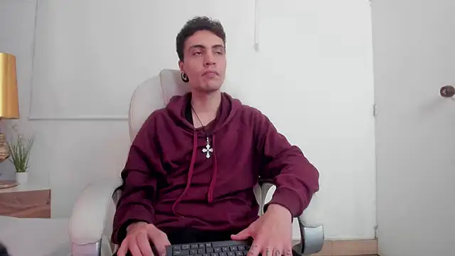 dark sun302 online show from November 2025 10:02:01 PM