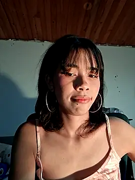 Snapshot of dolliette24 chatting on July 2026 02:51:01 AM dolliette24 online show from July 2026 02:51:01 AM