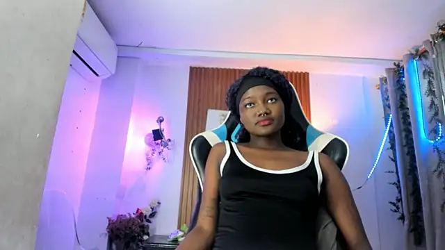 Evaa 18 online show from December 2025 05:31:02 PM