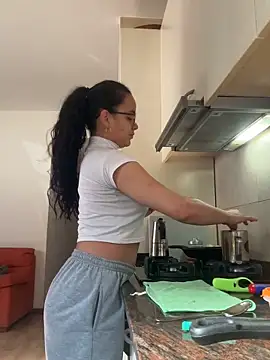 Maia Park online show from March 2026 09:48:02 AM