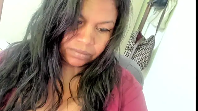 Snapshot of ebonylouissexyhot chatting on October 2025 08:40:02 PM ebonylouissexyhot online show from October 2025 08:40:02 PM