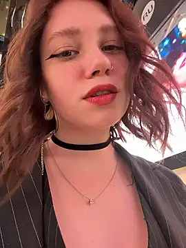 lucy-joy online show from January 2026 08:29:01 AM