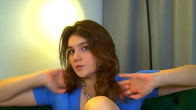 KarenClarks online show from October 2025 06:18:02 PM