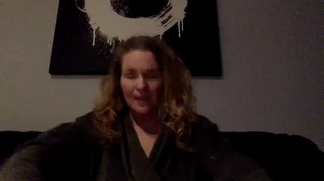 Snapshot of less-is-moore chatting on January 2026 01:15:01 PM less-is-moore online show from January 2026 01:15:01 PM