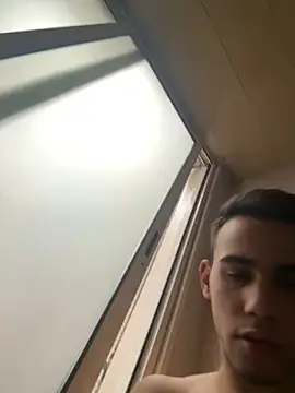 Romanalegre online show from October 2025 11:43:01 AM