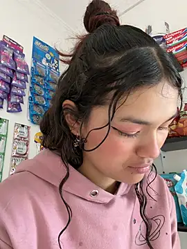 Camilla Miller01 online show from April 2026 12:53:02 PM