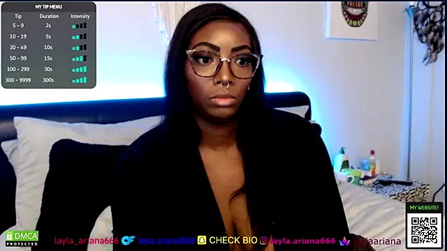 Snapshot of LaylaAriana chatting on November 2025 03:50:01 AM LaylaAriana online show from November 2025 03:50:01 AM