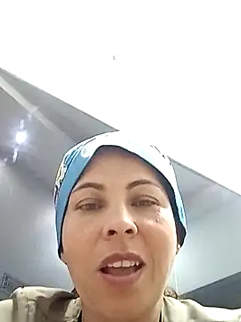 Snapshot of Yanis_Ariel12 chatting on October 2025 04:38:02 PM Yanis Ariel12 online show from October 2025 04:38:02 PM