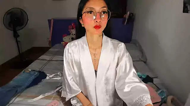Anais lux online show from May 2026 11:56:01 PM