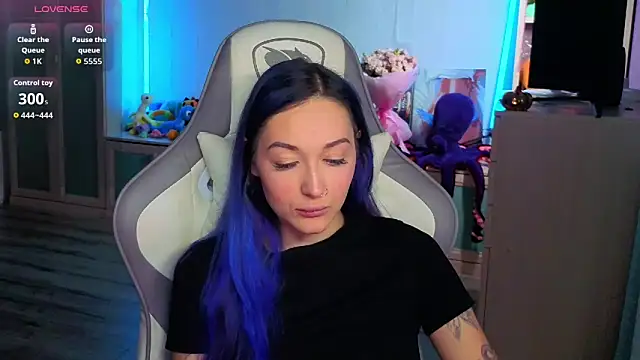 Im suka online show from November 2025 03:08:02 AM