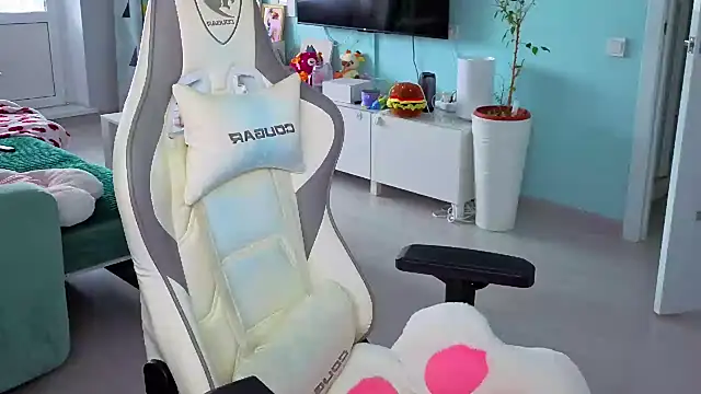 Im suka online show from April 2026 03:15:02 AM