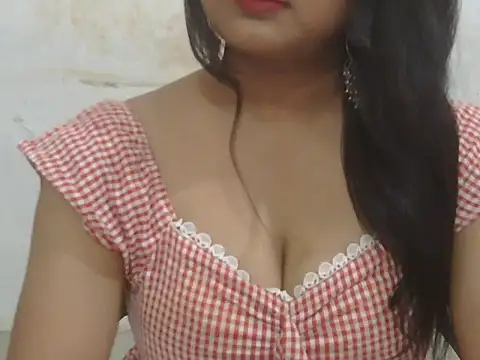 Snapshot of POOJA_199 chatting on May 2026 08:00:01 AM POOJA 199 online show from May 2026 08:00:01 AM