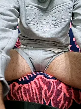 Snapshot of esmerkralkobra chatting on November 2025 03:17:02 PM esmerkralkobra online show from November 2025 03:17:02 PM