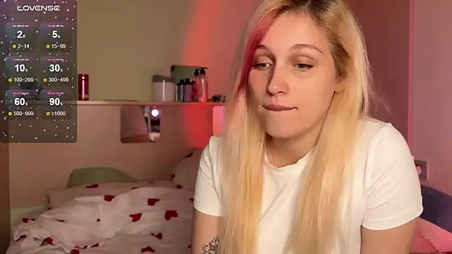  Annabel Myr  online show from October 2025 11:43:01 AM