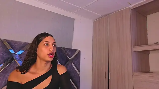 candice777 online show from December 2025 03:05:01 PM