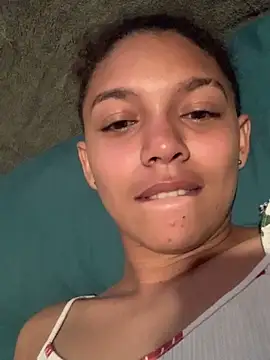 Snapshot of aitana_kahlo chatting on February 2026 02:14:01 PM aitana kahlo online show from February 2026 02:14:01 PM