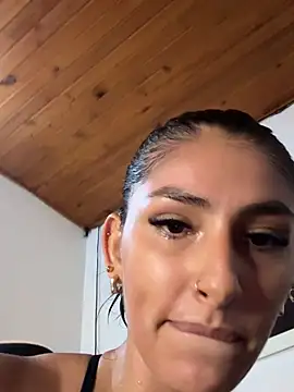SOY NOOA online show from July 2026 01:52:01 AM