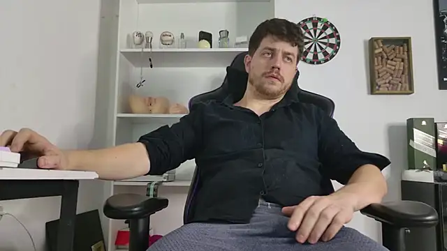 aaron nvk online show from March 2026 04:18:02 AM