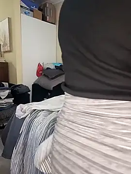 Snapshot of ALICIA_X98 chatting on February 2026 07:04:02 AM ALICIA X98 online show from February 2026 07:04:02 AM