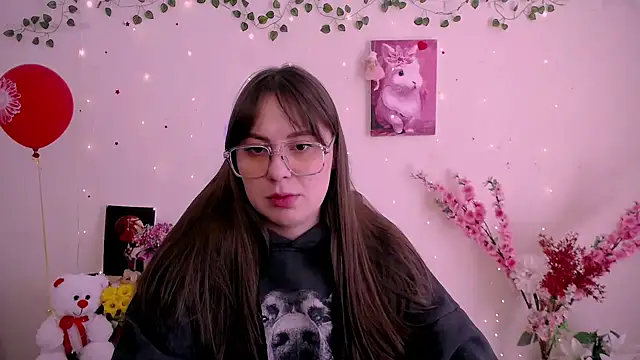 Amanda Bright  online show from April 2026 10:43:01 AM